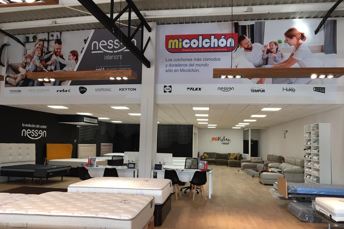 MiColchón, el nuevo patrocinador del Málaga CF, con nueva tienda en San Pedro