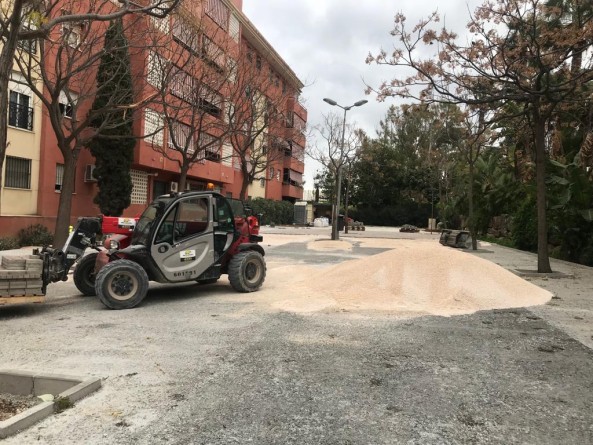 Remodelación en la Plaza junto a la calle del Pilar en San Pedro Alcántara